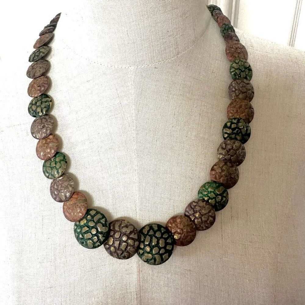 Green orange and brown disc necklace